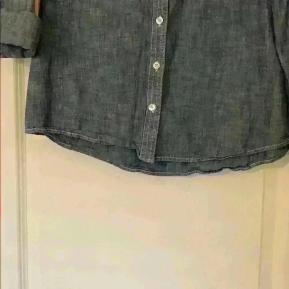 Old navy chambray shirt - Picture 3 of 3